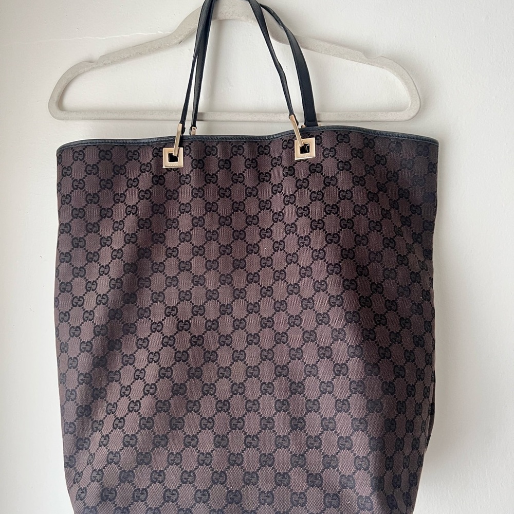 Gucci GG Supreme Canvas Tote